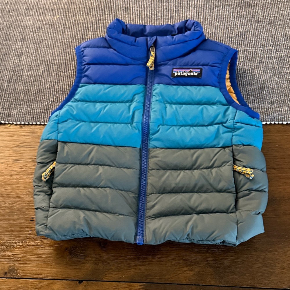 Patagonia Blue and Gray Quilted Vest